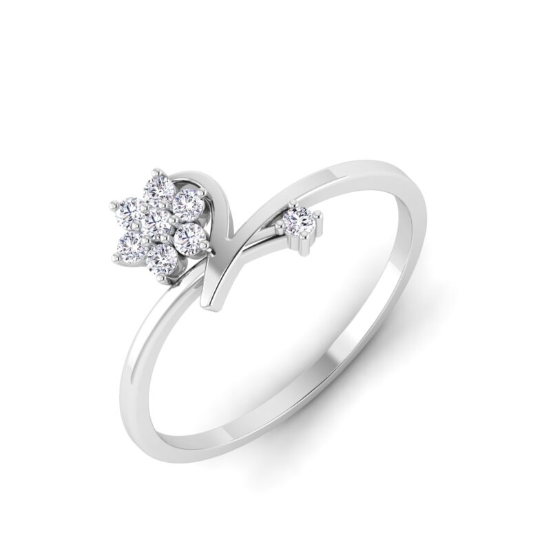 Heavenly Glow: The Angelic Oculus Diamond Ring
