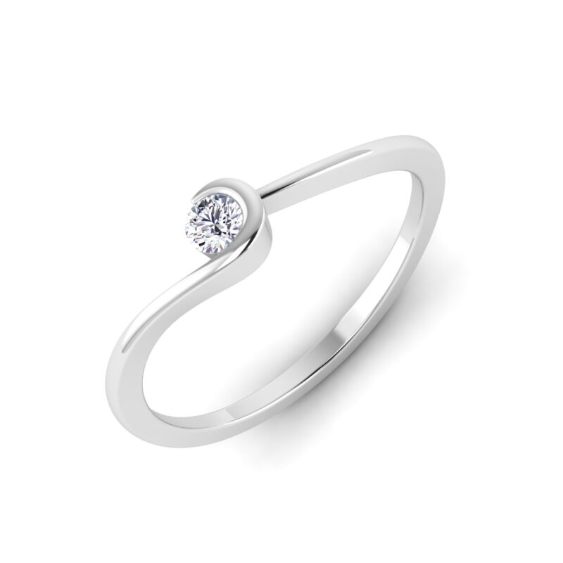 Radiant Perfection: Round Cut Diamond Ring